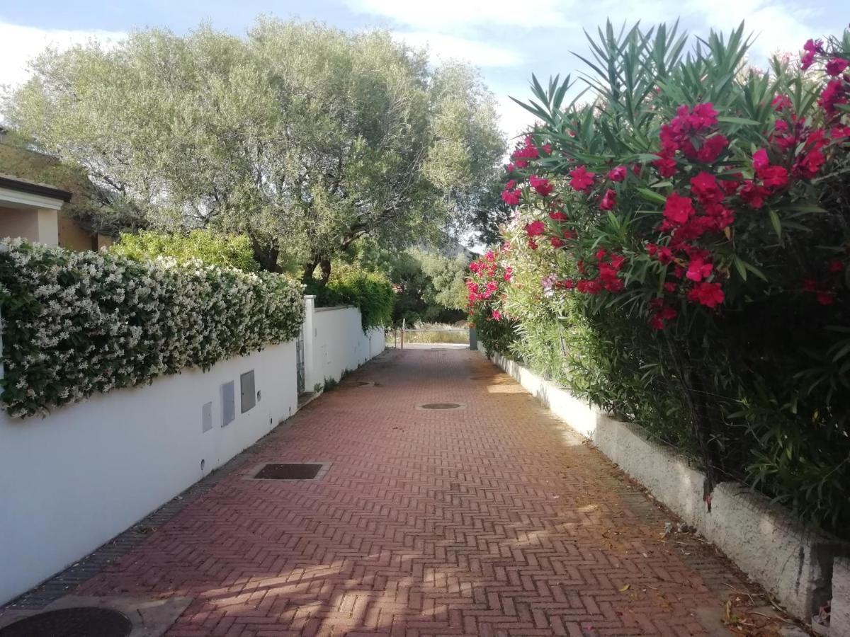 Casa Vacanze Villa Rosa カーラゴノネ エクステリア 写真